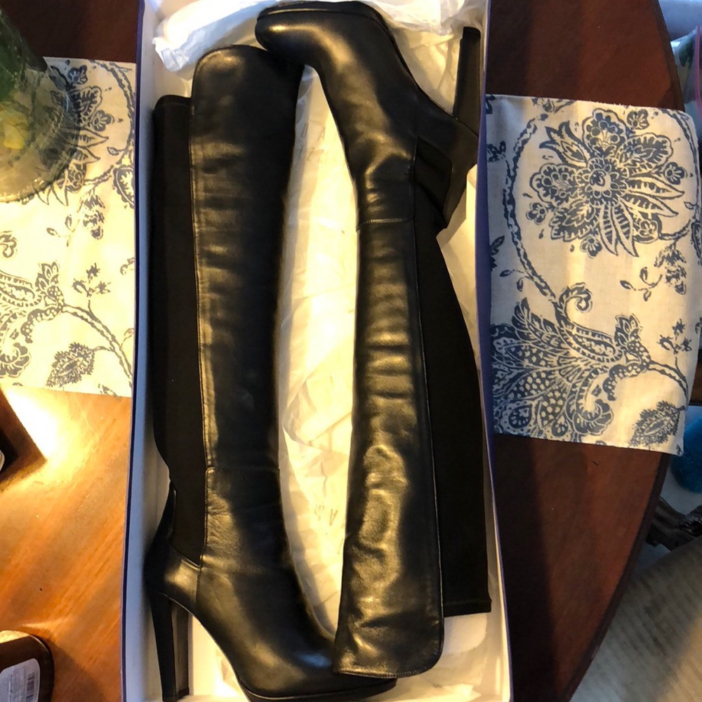 New Stuart  Weitzman over the knee w/ 3 1/2” heel